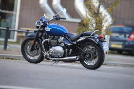 A harley 1200 sportster matches the triumph speedmaster on power and holds its resale value ten value vs rivals 5 out of 5. Triumph Speedmaster Auspuff Dr Jekill Mr Hyde The Exhaust 100 Legal Elektronisch Verstellbare Auspuffanlagen