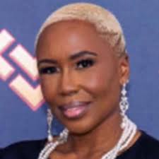 Like gardeners cutting away the weeds, there are things growing up inside,  happening in the middle of your transformation, other people's thoughts,  other people's inconvenience, people want to hold…