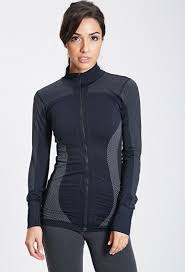 Vous pouvez les joindre directement depuis votre suivi de commande en cliquant sur. Epingle Sur Sportwear