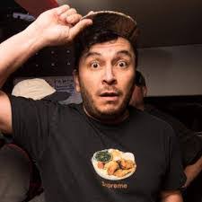 Alex Ansel's Instagram, Twitter & Facebook