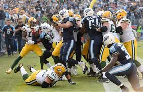 Packers pulling away from titans at snowy lambeau. Nfl Titans Score 21 Points In 1st Quarter Rout Packers 47 25 The Salt Lake Tribune