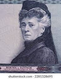 1+ Thousand 伯莎 Royalty-Free Images, Stock Photos & Pictures