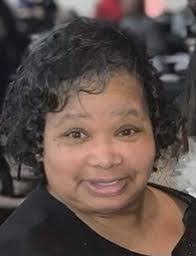 Deidre Lynn's Instagram, Twitter & Facebook