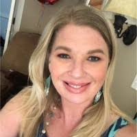 Cassandra Pratt's Instagram, Twitter & Facebook