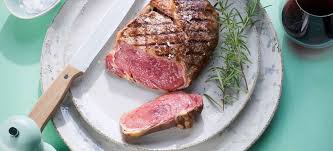 Entrecôtes eignen sich hervorragend zum kurzbraten. Rezept Tipp Ein Schones Grosses Steak Fur Zwei Falstaff Rinderfilet Rezepte Steak Rezepte