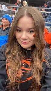 Janett Nava's Instagram, Twitter & Facebook