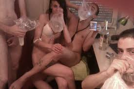 Слив голых фото со вписок - редкие фото обнаженных красоток с закрытых вписок