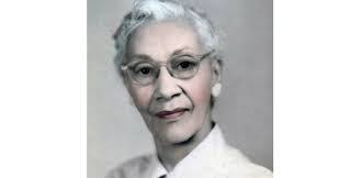 Anna Sanders's Instagram, Twitter & Facebook