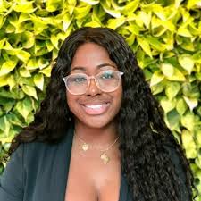 Clara Rucker's Instagram, Twitter & Facebook