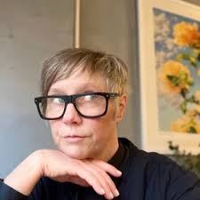 Helen Wickham (@MrsNogs)