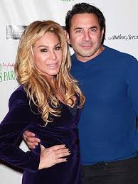 The vivid details on the marriage life of paul are not available. Real Housewives Adrienne Maloof Paul Nassif Divorce The Inside Story People Com