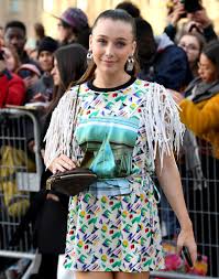 Who Is Emma Chamberlain Popsugar Celebrity Uk
