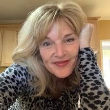 Suzanne (@onlygirl1231)