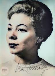 LÍA MONTOYA PÉREZ 🎼...