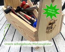Das werkzeug ist nicht mit den „einfachen kinderwerkzeugen zu vergleichen. Werken Mit Kindern Einfache Holzbausatze Echtes Werkzeug Fur Kinder Inkl Gewinnspiel Moms Blog Der Praktische Familienblog