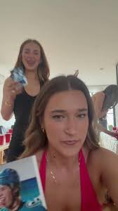 imogen brown (@imogennbrownn)