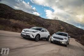They're the selling point for a slow car. Comparativa Toyota C Hr Vs Kia Niro Los Primeros De Una Especie Motor Es