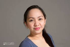 Shooting outdoors with a 35mm f/2.5 lens: exposure strategy?