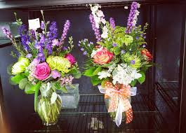 Learn more about camel crickets and house crickets in north texas including what they look like, where you'll find them and how to control them. Crickette S Flowers And Gifts Home Facebook