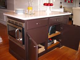 Explore the diamond catalog of cabinet door styles, finishes, organizational products, accents and embellishments for kitchens or bathrooms. Kitchen Island Update Remodelando La Casa