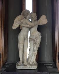 The Uffizi Gallery Is Not Just Paintings Non Solo Dipinti Agli Uffizi Uffizigallery Firenze Firenzegram Instafiren Florence Italy Greek Statue Statue