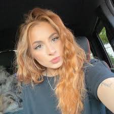 Mona Sims's Instagram, Twitter & Facebook