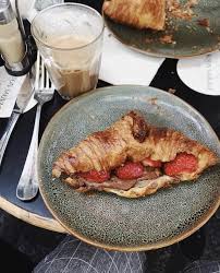 Croissant Nutella Fraises Maison Sauvage Paris 6 Croissant Nutella