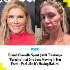 Kimberly Tracy's Instagram, Twitter & Facebook