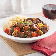 Bœuf Bourguignon A La Mijoteuse Les Recettes De Caty