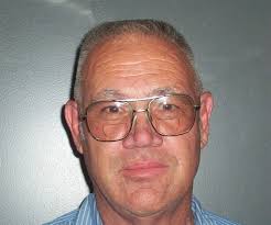 Nebraska's longest-serving paramedic dies while fighting brush fire near  Fort Calhoun