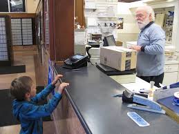 Dan The Postman Has A Legacy At The Camas Post Office Camas Washougal Post Record