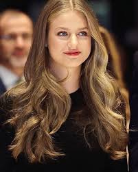 I MISS YOU DARLING 🥰 . . . . . . . . . . #photo #cambodia #photography  #travel #photooftheday #siemreap #travelphotography #photographer  #instagood #asia #picoftheday #angkorwat #nature #travelgram #temple  #instatravel #love #