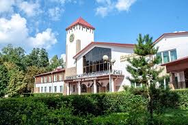 Также беловежская пуща) — наиболее крупный остаток реликтового первобытного . Restoran Belovezhskaya Pusha Kamenyuki Foto Restorana Tripadvisor