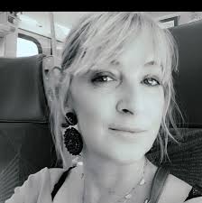 Ils se comportaient comme des sauvages, un peloton de gendarmerie a dû les  extraire de la piscine municipale»