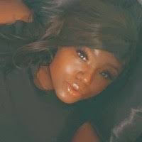 Monique Garrett's Instagram, Twitter & Facebook