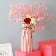 Who says you can't buy flowers for your husband or boyfriend? Breathtaking Beauty In A Vase Wishque Sri Lanka S Premium Online Shop Send Gifts To Sri Lanka