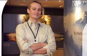 Karlsen has been cfo since april 2018 and was acting chief executive officer from july 2019 to december 2019. Fra Rana Og Tilbake