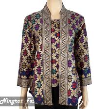 Check spelling or type a new query. 19 Model Baju Batik Kerja Wanita Edisi Terbaru 2020