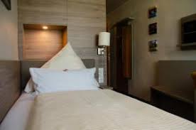 Hotel morjan is known for its dream location right at the konrad adenauer bank, which is a pedestrian zone. Hotel Haus Morjan Koblenz Ab 75 Agoda Com