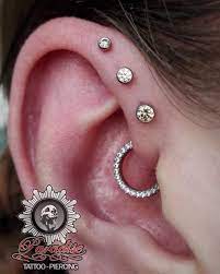 This Ear Was Made For This Gorgeous Triple Forward Helix Healed Daith Piercing Was Also Pierced At Para Piercings Unique Forward Helix Piercing Daith Piercing