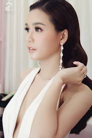 Sam: Có 2 triệu USD, tiền dành dụm mua nhà, mua đất chứ không dành cho hàng  hiệu!