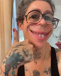 Tijereta a pedido para Ariela 🖤🤍👑 Recibiendo mensajes y agendando Abril  💌 . . . . . . . #tijereta #aves #botanical #avesargentinas #color  #colortattoo #fullcolor #fullcolortattoo #nature #tattoo #tatuaje #ink  #buenosairestattoo #tattooargentina ...