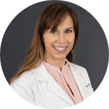 Angelina Meier's Instagram, Twitter & Facebook