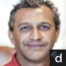 Leslie Robins's Instagram, Twitter & Facebook