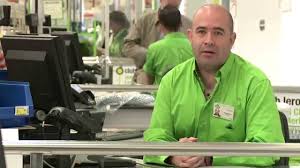 Pour vos projets de bricolage, jardinage et aménagement de la maison, leroy merlin propose un grand choix de marques au meilleur prix ainsi que des idées, conseils et services de location ou pose. Cajero A Leroy Merlin Youtube