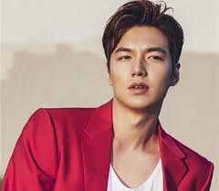 It seems like the two south korean stars are keen on keeping their romantic life private. Lee Min Ho To Marry Suzy Bae After His Military Service