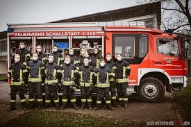 Wir wünschen allen kindern viel spaß mit unseren feuerwehrnikoläusen, alias tlf3000 und lf8/6 : Vierzehn Neuzugange In Der Feuerwehr Freiwillige Feuerwehr Schallstadt