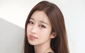 Unggahan Model MAXIM Kim Na Jung dari Manila Filipini Bikin Resah Netizen  Korea: Ternyata Inilah yang terjadi!