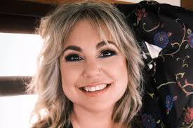 A Journey Of Music, Tears & Inspiration: Gretta Ziller's Nashville  Adventure