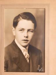 This picture tells a lot about the character of the Sullivan clan😀😀😀